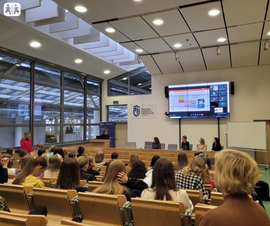 Grafika promocyjna dla kursu Main conference